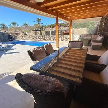 Anfi Tauro Golf With Private Heated Pool فيلة